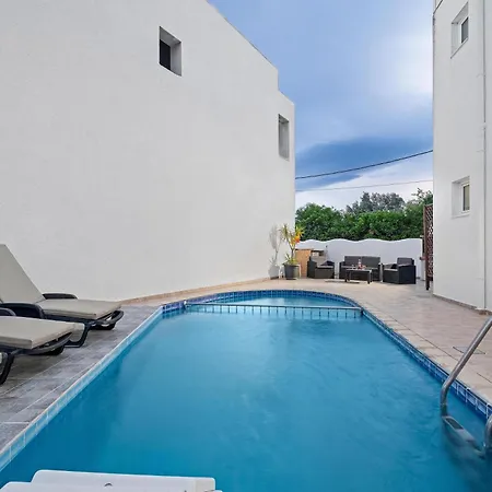 Villa Victoria