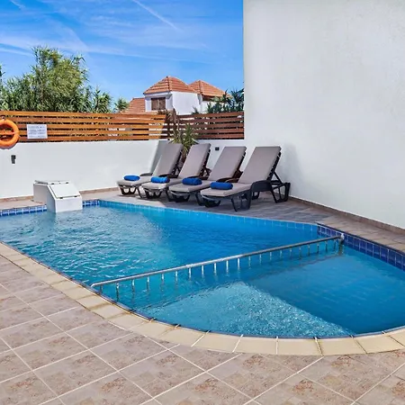 Victoria Villa Afantou